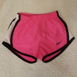 NWOT 💖 Adorable 💖 Nike shorts- toddler